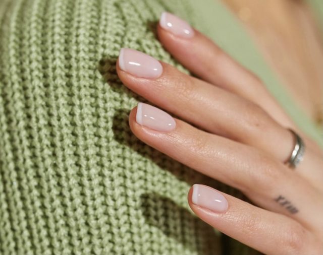 Мягкий бархат на ногтях – это гель лак Naomi Soft Touch