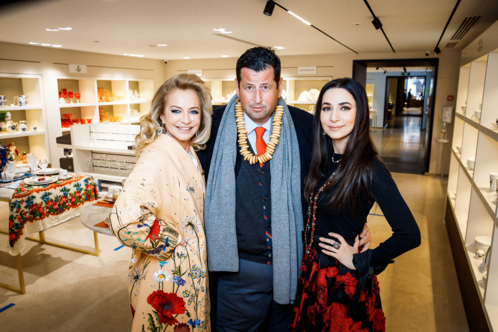 Виктория Шелягова, Ян Яновский, Зара