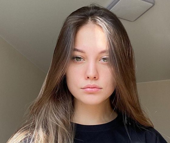 Сколько стоит: платье девушки Моргенштерна