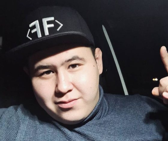 Жизнь после победы на «Грэмми»: Imanbek приобрел Mercedes