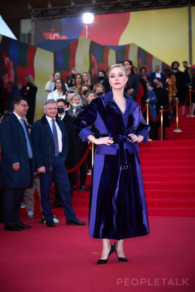 Марина Зудина