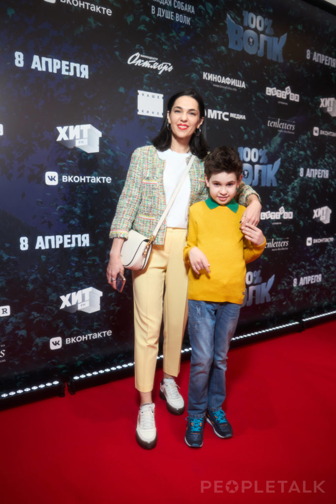 Снежина Кулова с сыном