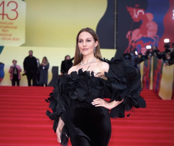 Мерьем Узерли, Милош Бикович и другие на открытии Московского международного кинофестиваля