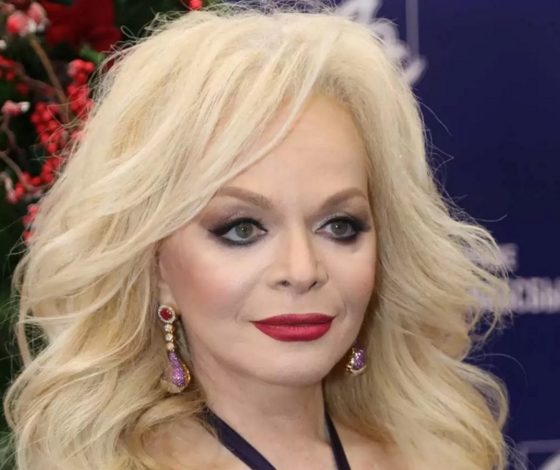 Лариса Долина раскритиковала Валю Карнавал: «Разговор с девушкой, которая ничего не знает о музыке, но претендует стать звездой»