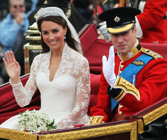 The Sun: счастье Кейт и Уильяма не дает покоя Меган и Гарри