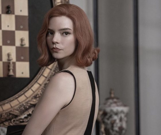 Секреты красоты Ани Тейлор-Джой: розовое масло, морозный румянец и несмываемый уход для волос