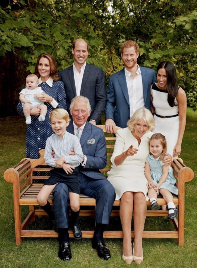 2018 год. Семейный портрет в честь 70-летия принца Чарльза. Фото: @kensingtonroyal