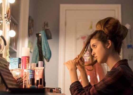 Подростки в погоне за трендами в TikTok покупают опасные косметические продукты