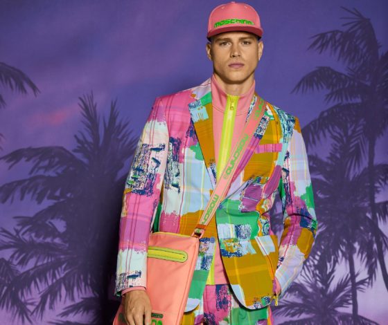 Наивные принты и яркие цвета в мужской коллекции Moschino