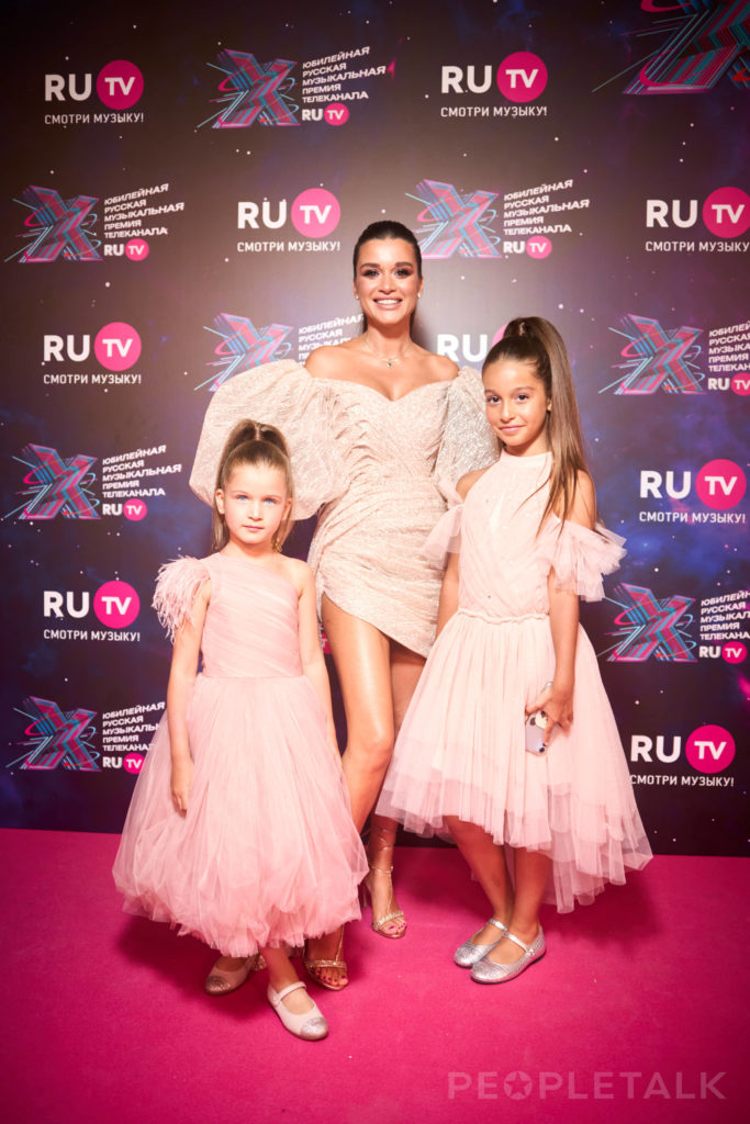 Ксения Бородина с дочерьми