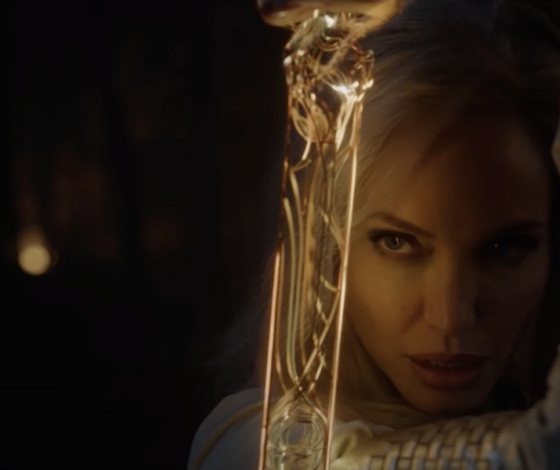 Почему они не помогли? Фанаты обрушились с критикой на новый проект Marvel «Вечные»