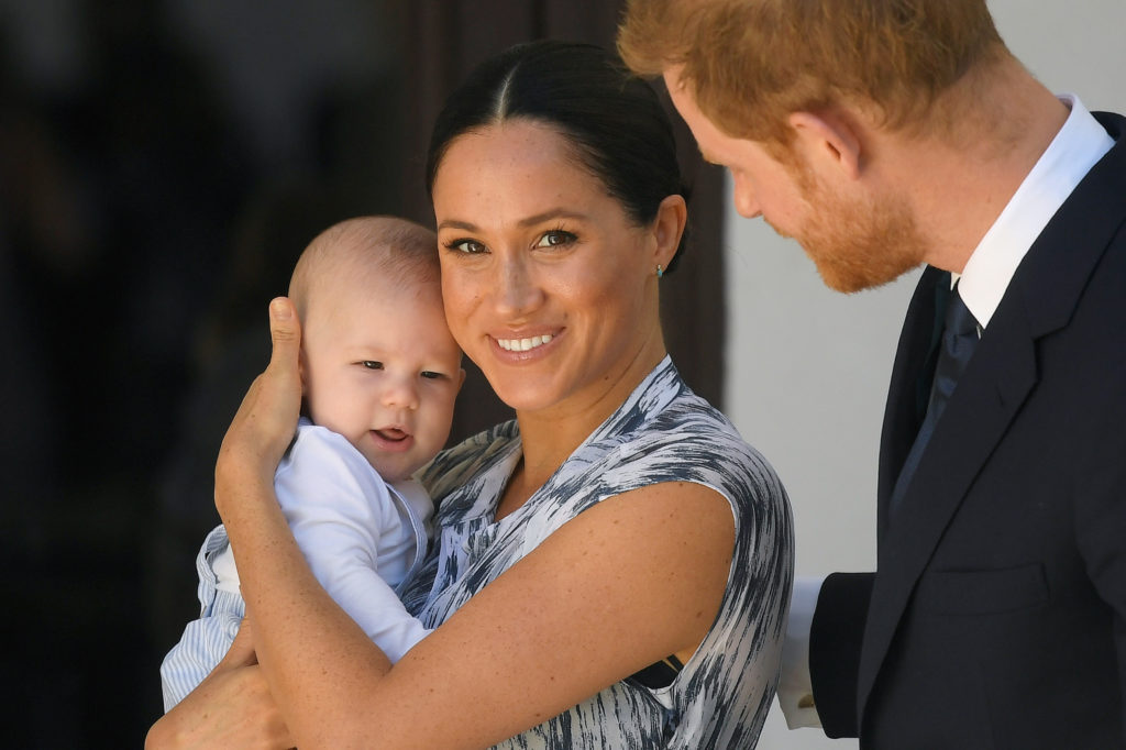 Meghan Markle and Prince Harry with son Archie (Photo: Toby Melville - Pool/Getty Images)