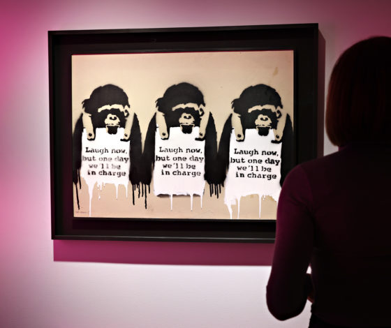 Ушла с молотка: картину Бэнкси продали на аукционе за 2 миллиона долларов