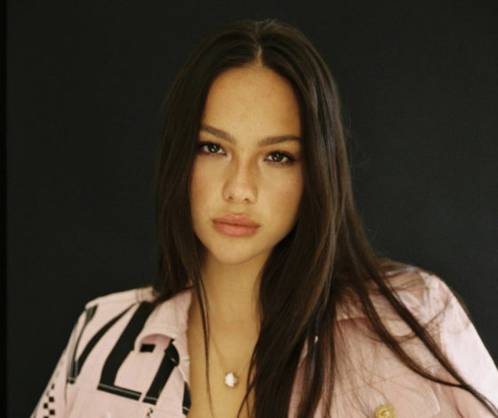 «Срочно худеть»: в Сети раскритиковали внешность победительницы «Холостяка» Екатерины Сафаровой