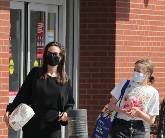 Вы бы их не узнали: как выглядят 13-летние двойняшки Анджелины Джоли