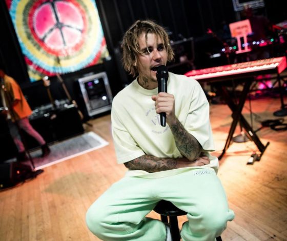 «Готовится вернуться на сцену»: вышел первый трейлер документального фильма о Джастине Бибере