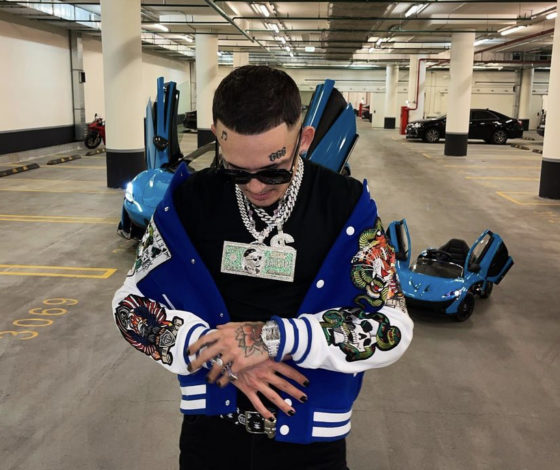 От цепей Моргенштерна до колец Насти Ивлеевой: кто и за сколько создает украшения российским звездам новой волны