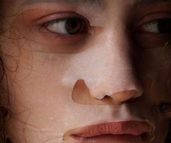 Как стресс влияет на нашу кожу – и что с этим делать