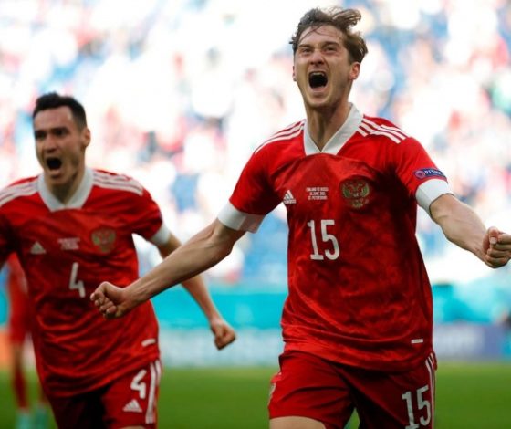 Без плей-офф: сборная России по футболу потерпела сокрушительное поражение в матче с командой Дании