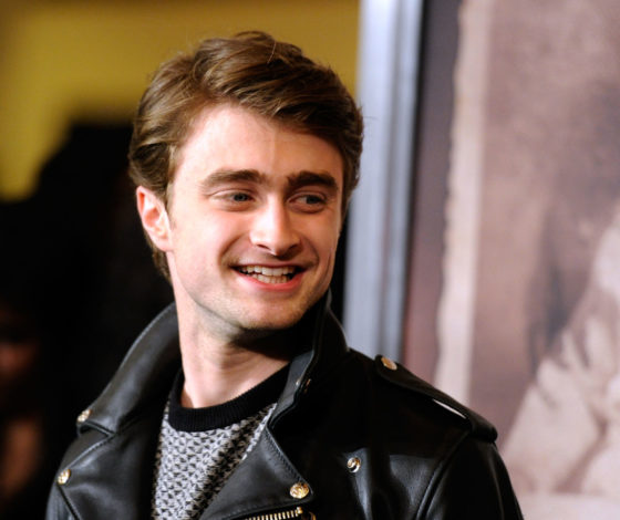 «Нас путают»: Дэниэл Рэдклифф прокомментировал сравнения с Элайджей Вудом