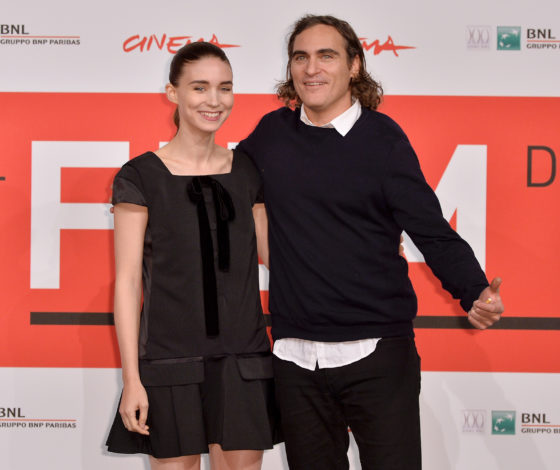 На экране и в жизни: Хоакин Феникс и Руни Мара снова сыграют вместе