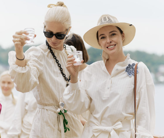 Роскошь русской кухни: Борис и Ирина Зарьковы, Ольга Карпуть и другие на открытии ресторана IKRA в Плёсе