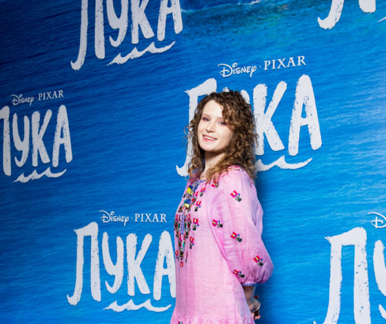 Певица Монеточка отреагировала на посвященный ей пост в Mash 