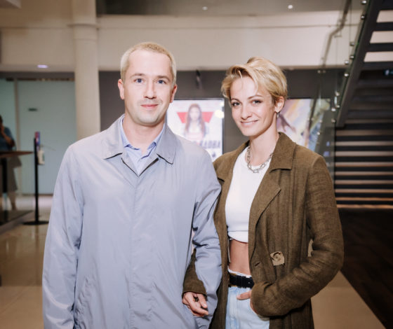 Ирина Старшенбаум, Полина Максимова, Егор Корешков и другие на премьере фильма «Джетлаг»