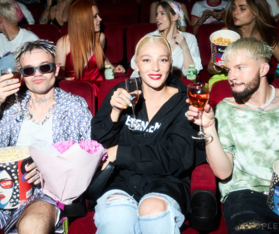 Воссоединение Элджея и Насти Ивлеевой на премьере влога «Блогеры и дороги»