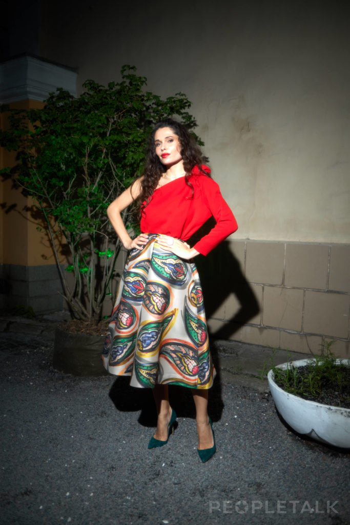 Полина Аскери