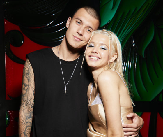 Пользователи уверены, что у Юли Гаврилиной роман с известным тиктокером. И это не Даня Милохин