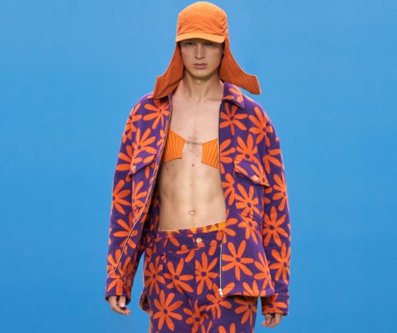 Мужские бра и яркие гольфы на показе Jacquemus