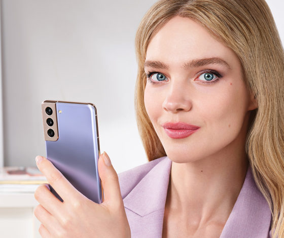 Наталья Водянова стала амбассадором бренда Samsung Russia