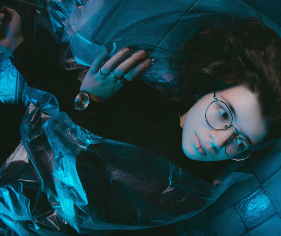 Поколение: поп-рок певица Маяк