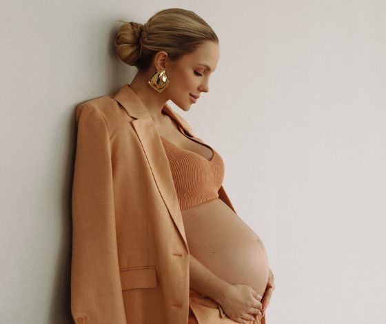 Собака лает, караван идет: блогер Катюша Лобанова о хейтерах, беременности и сестре Маше в проекте «Холостяк»