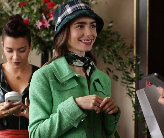 Официально: Netflix анонсировал еще два новых сезона «Эмили в Париже»