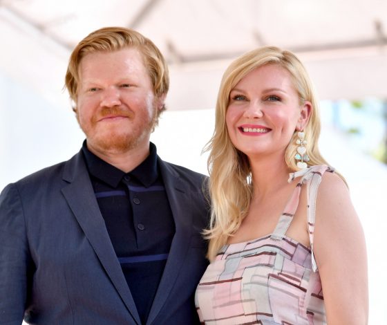 Кирстен Данст и Джесси Племонс впервые вышли на публику после тайной свадьбы