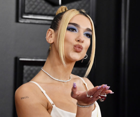 На Дуа Липу подали в суд за плагиат