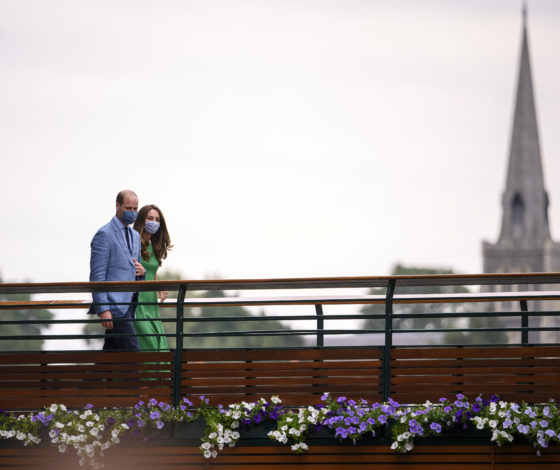 Самоизоляции конец: Кейт Миддлтон вместе с принцем Уильямом приехали на финал Уимблдона