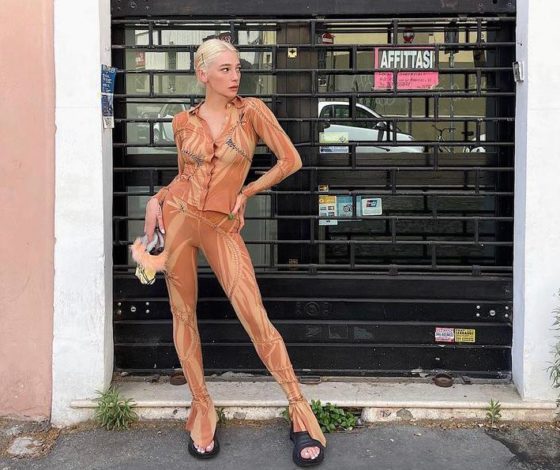 Голосуй, кому идет больше: Настя Ивлеева и Мария KAKDELA в самой трендовой обуви сезона