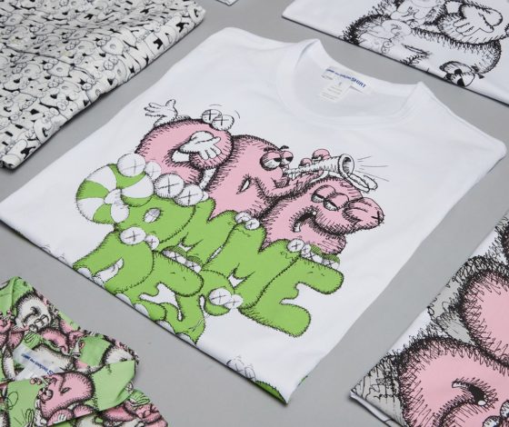 Comme des Garçons представил коллаборацию с KAWS