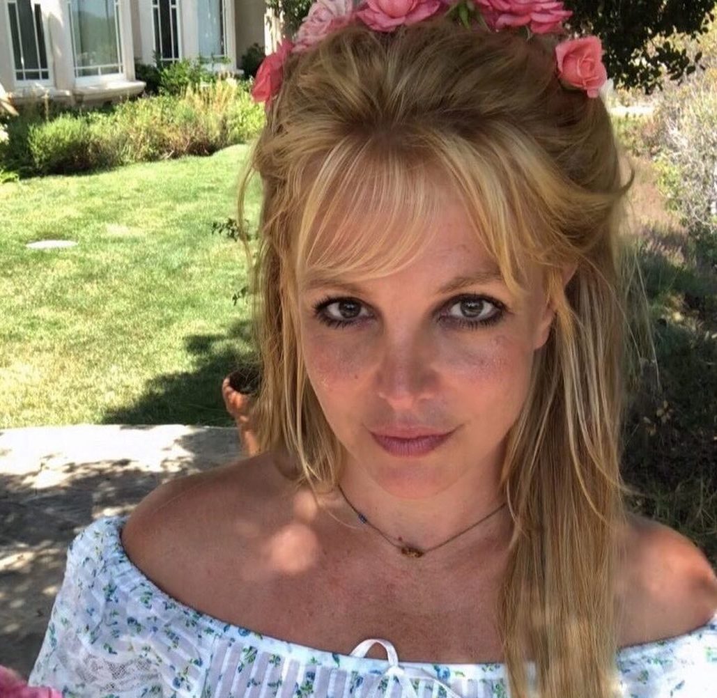 ‘This is crazy’: Britney Spears danced in front of her fans in a skimpy bikini