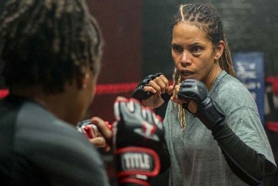 «Подсидела» Блейк Лайвли: Холли Берри рассказала о своем режиссерском кинодебюте