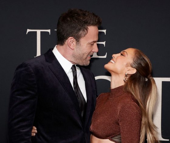 «Я была абсолютно голой»: Дженнифер Лопес рассказала, как Бен Аффлек сделал ей предложение