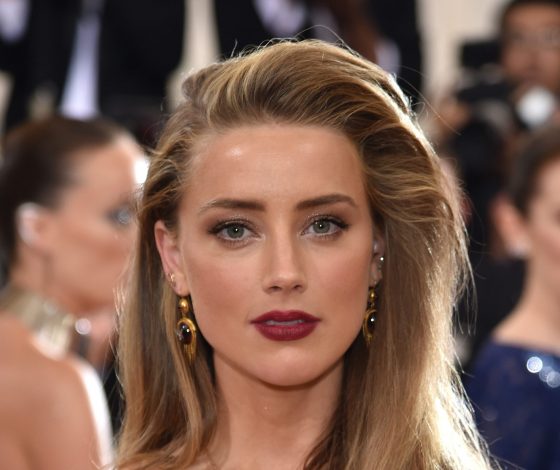 Цифра дня: роль Эмбер Херд сократили до 11 реплик в «Аквамене 2»