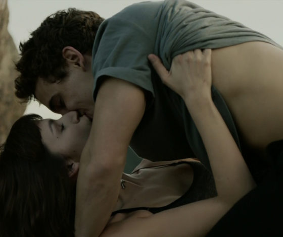 От «Элиты» до «Бумажного дома»: 10 самых откровенных сцен в испанских сериалах