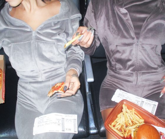 В стиле нулевых: Ким Кардашьян представила новую коллекцию Skims