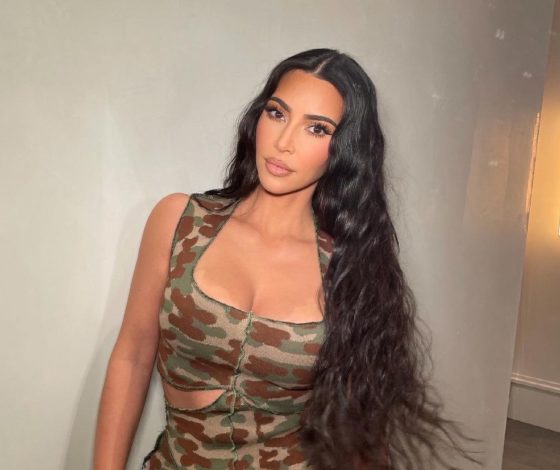 До слез: Ким Кардашьян сделала своей бывшей ассистентке сюрприз за 14 000 долларов