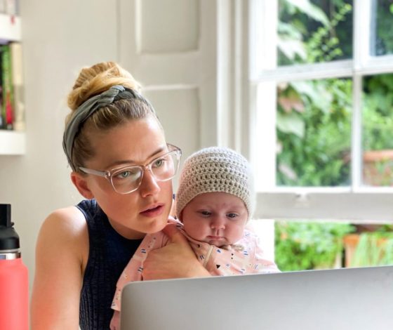 «Лучшие месяцы в моей жизни»: Эмбер Херд показала подросшую дочку от суррогатной матери