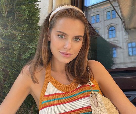 Дарья Клюкина поделилась фото в купальнике